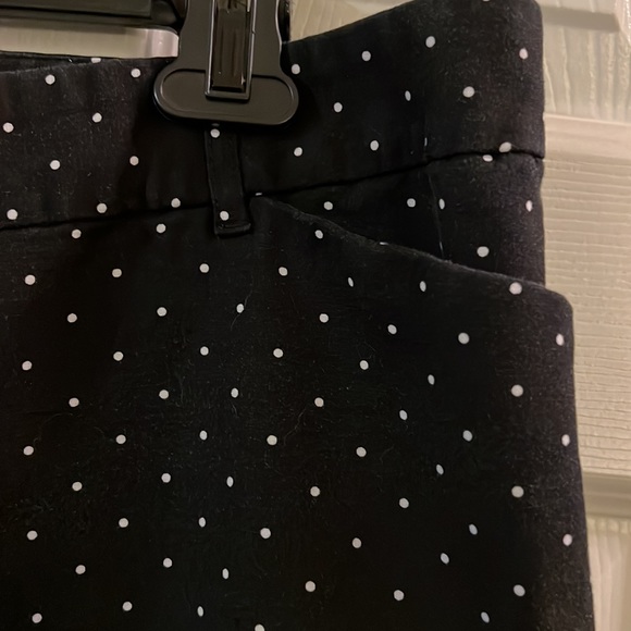 Liz Claiborne Capri Pants - Picture 3 of 11